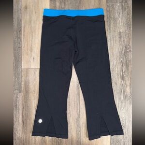 Lululemon Cropped Flare Leggings